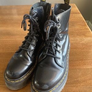 Jadon platform doc martens size 7 W